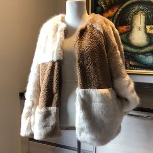 Color block Faux fur & shearling short coat